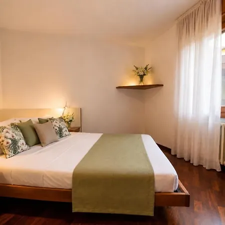 Сasa de vacaciones Charming House On The