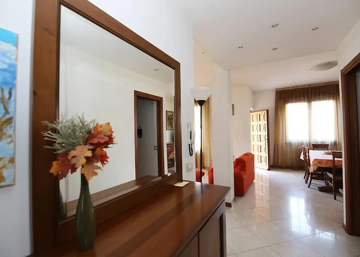 Charming House On The Дом отдыха Лезено