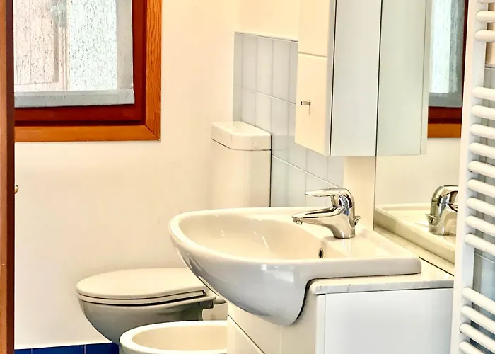 Charming House On The Дом отдыха Лезено