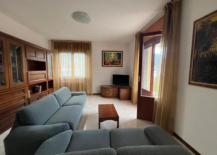 Дом отдыха Charming House On The *