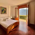 بيت للعطل Charming House On The