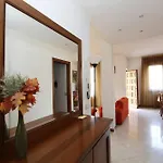 Charming House On The ليتْسّينو