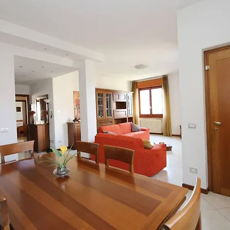 Charming House On The Сasa de vacaciones *